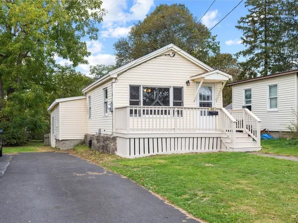 92 Ontario St, Oswego, NY 13126