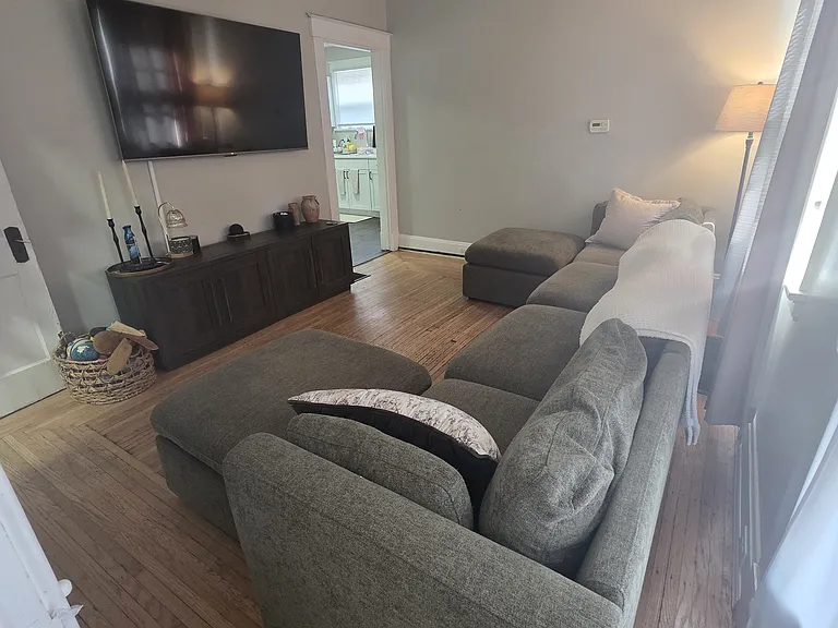 4234 Bell St — Photo 3