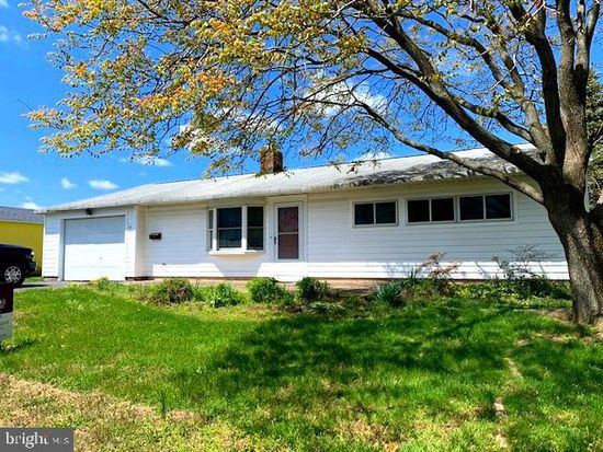 43 Farmbrook Dr Levittown Pa 19055 Zillow