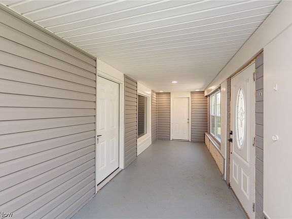 2nd image of 3679 Sanford Ave