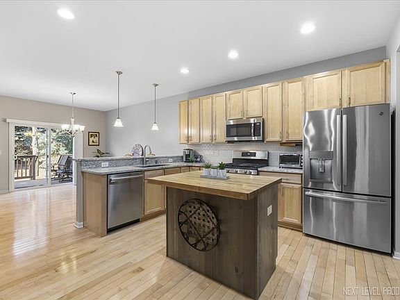 3rd image of 1209 John Hancock Dr
