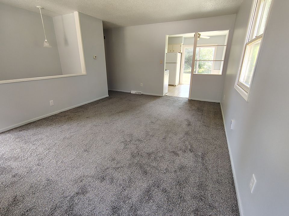 Livingroom - New Carpet