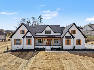 6827 Shields Dr, Oak Ridge, NC 27310