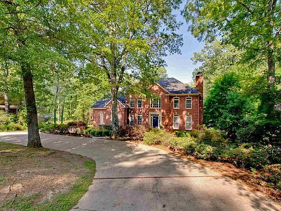 3rd image of 4821 Cove Creek Dr SE