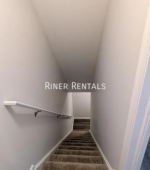 2946 Locust Grove Ct — Photo 14