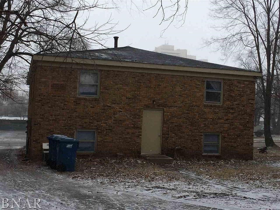 2nd image of 411 W Vernon Ave