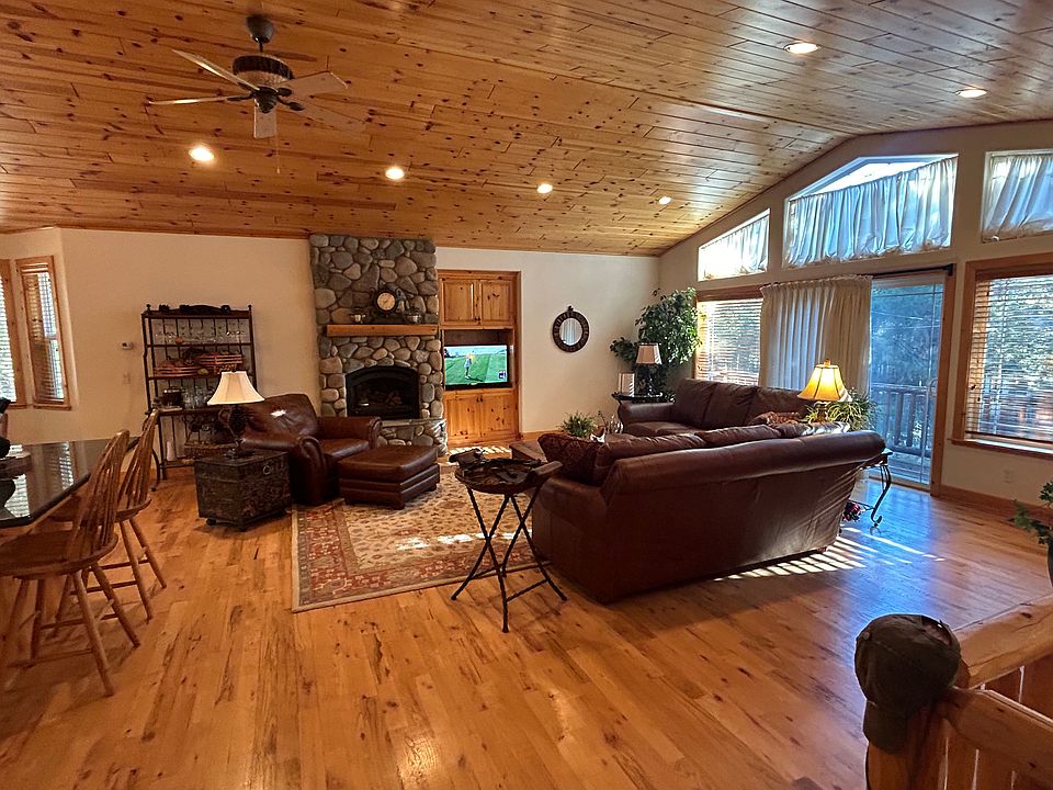 2nd image of 7020 Bellevue Ave