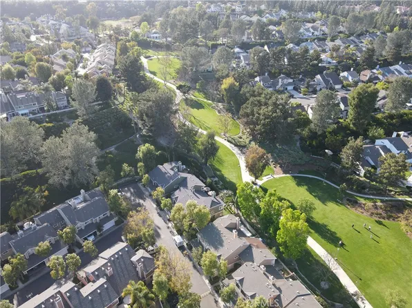 2 Meadowood, Aliso Viejo, CA 92656