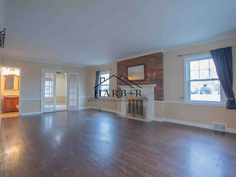 1350 2nd St NW — Photo 8