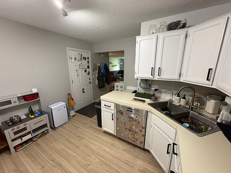 8006 Timber Lake Dr — Photo 4