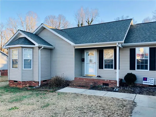 117 W Brown St, Randleman, NC 27317
