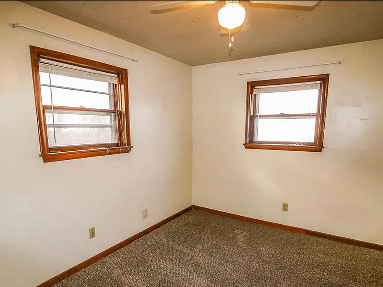 350 N 16th St #7 — Photo 4
