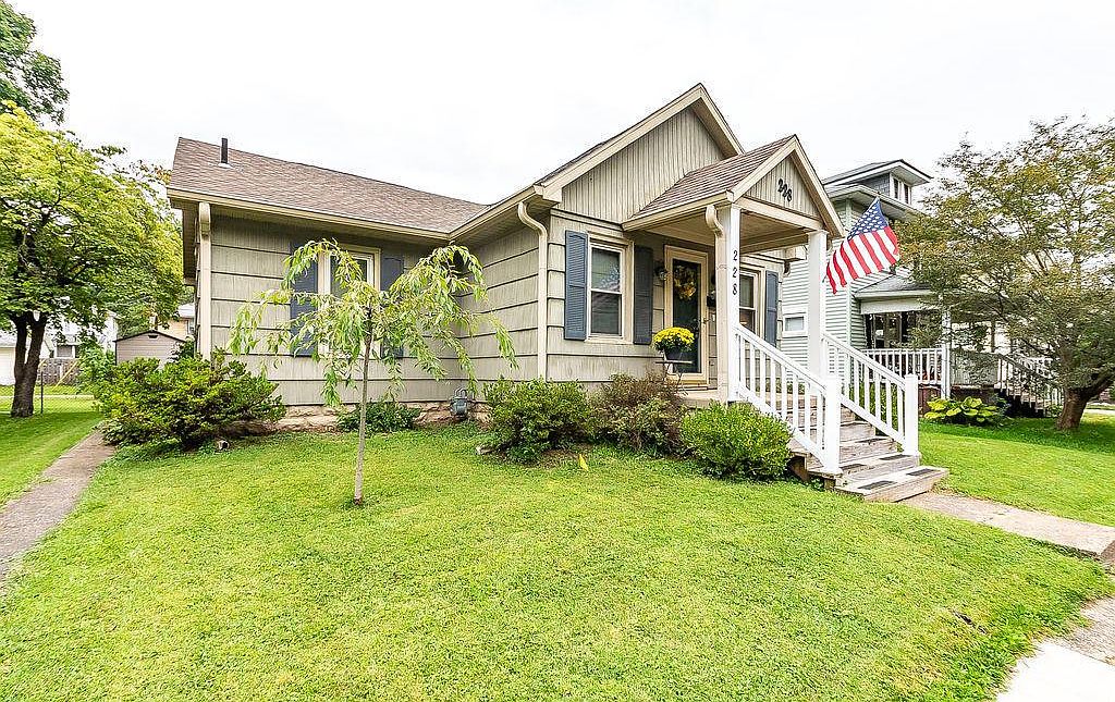 228 Moull St, Newark, OH 43055 Zillow