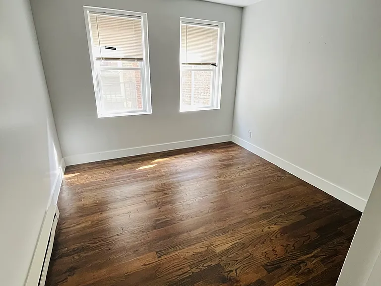 68 Norton St #2R — Photo 6