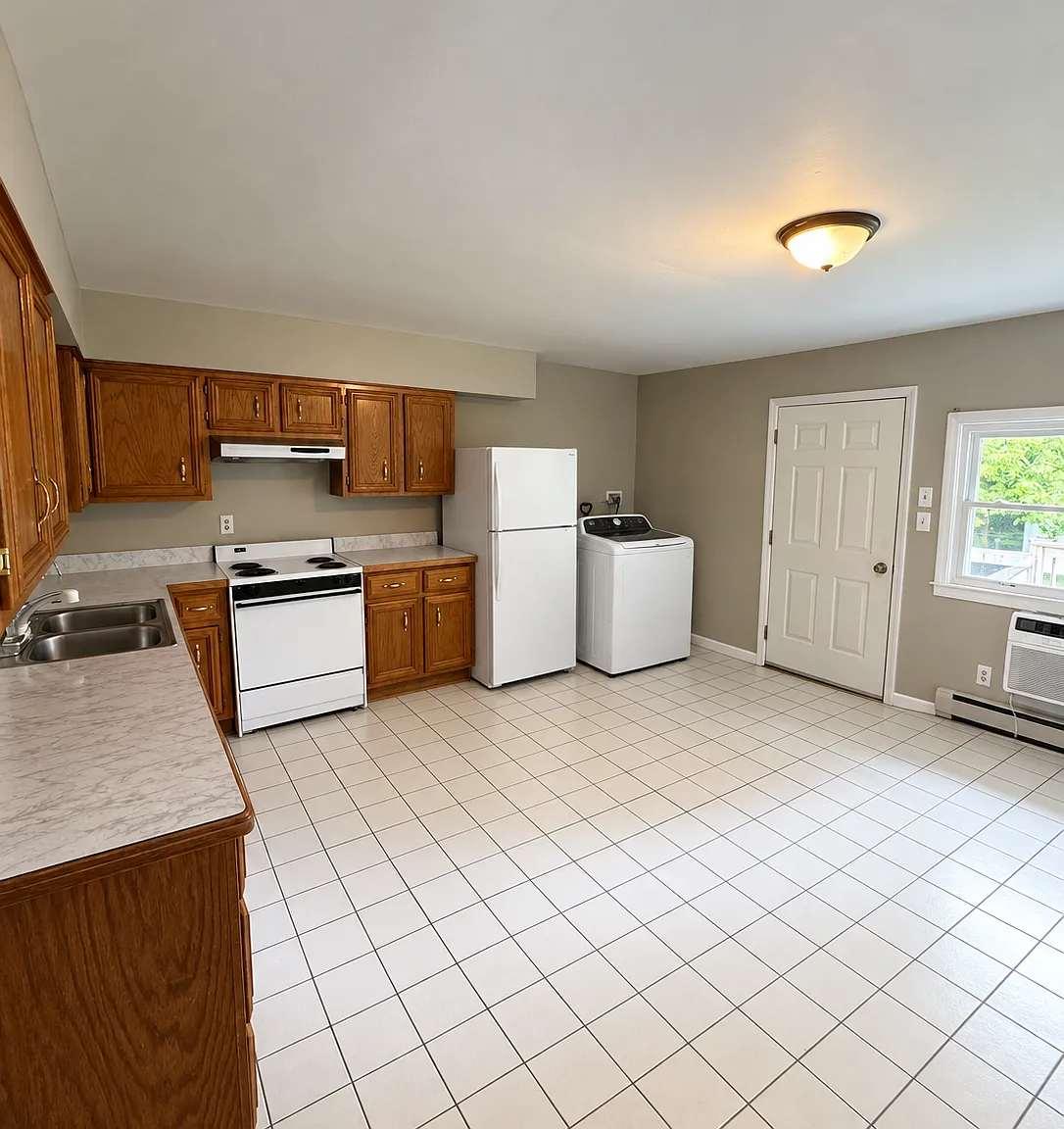 2 bed, 850 sqft, $1,500 — Photo 2