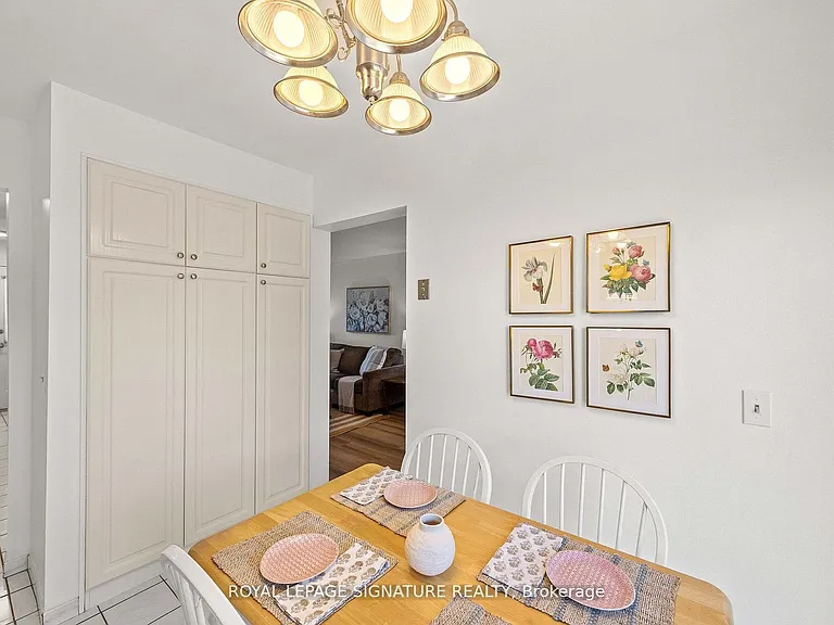 22 Madsen Cres — Photo 18
