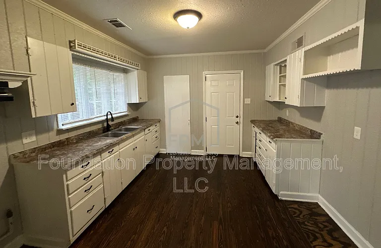 1597 Hutson Rd — Photo 3