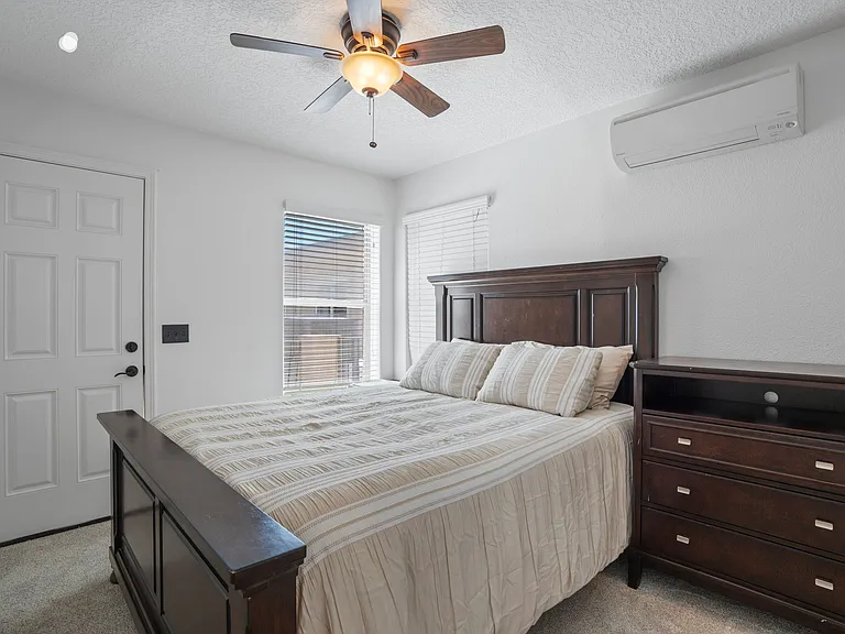7508 Osuna Rd NE — Photo 7