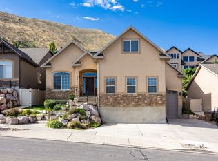 258 E Red Leaf Dr, Draper, UT 84020