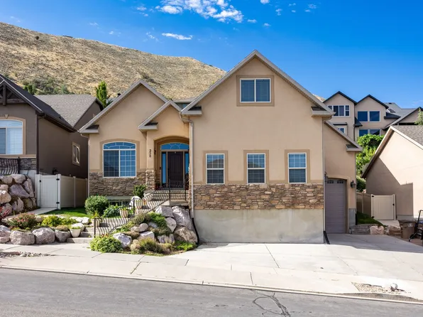 258 E Red Leaf Dr, Draper, UT 84020