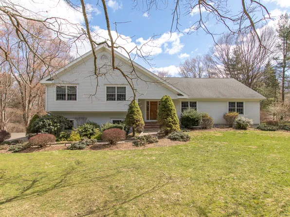 212 Range Road, Wilton, CT 06897