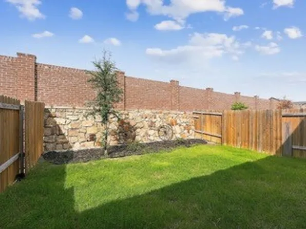 328 Marsh Ln, Princeton, TX 75407