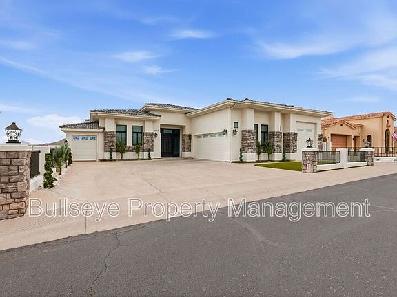 5th image of 1527 E Villa Maria Dr