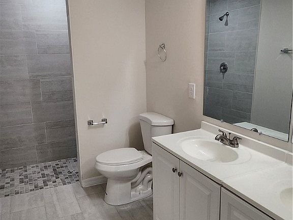 5th image of 1513/1515 SW 48th Terrace Cpe