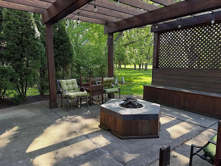 36157 Parklane Cir — Photo 21