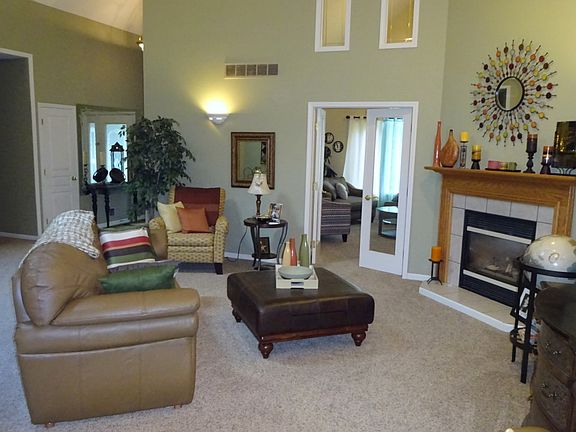 5th image of 1101 Crystal Wood Dr