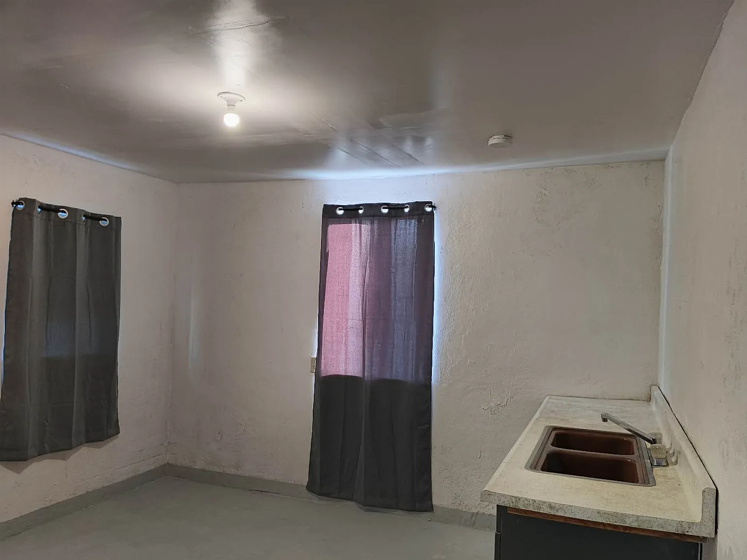 1 bed, 400 sqft, $450 — Photo 4