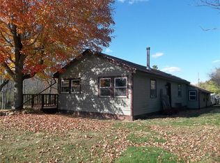 3518 Six Ponds Ln, Branchport, NY 14418