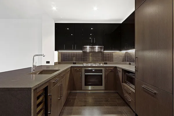 Rented by Nest Seekers International | media 17