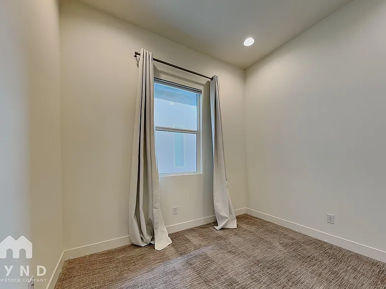 6807 E Orion Dr — Photo 13