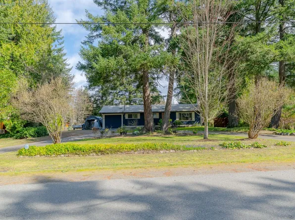 5224 Sherbourne Dr, Nanaimo, BC V9T 2J8