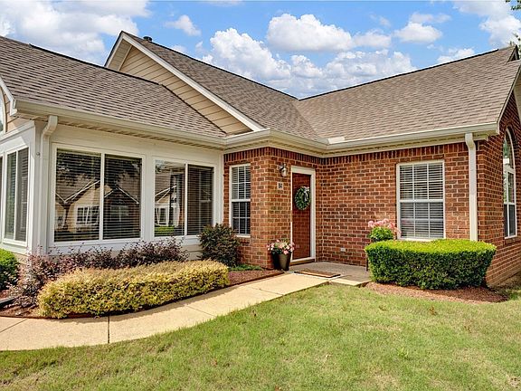 3rd image of 1841 Appling Oaks Cir #98