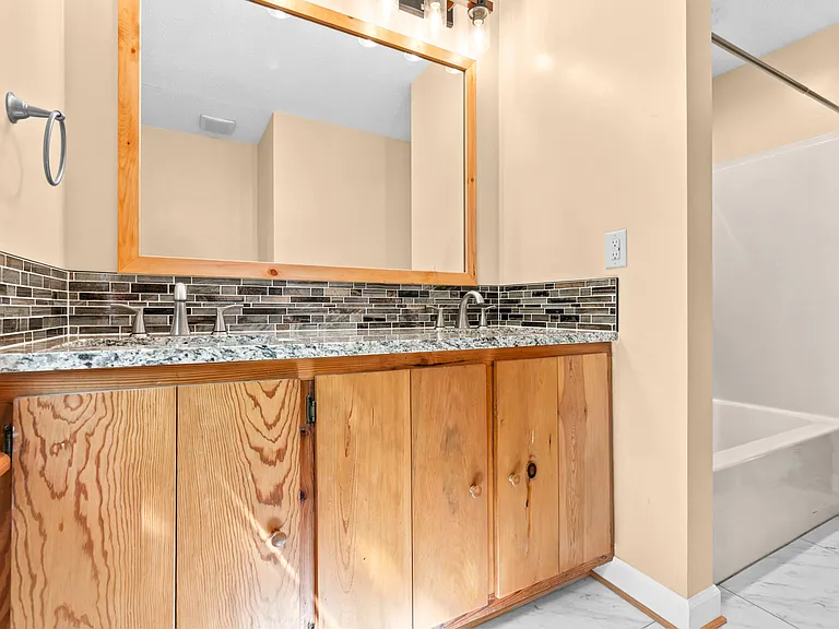 4967 Blue Mountain Rd — Photo 54