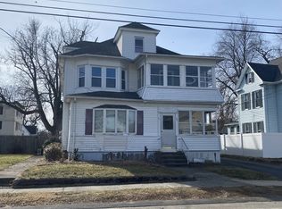 27 Walter St, Chicopee, MA 01013