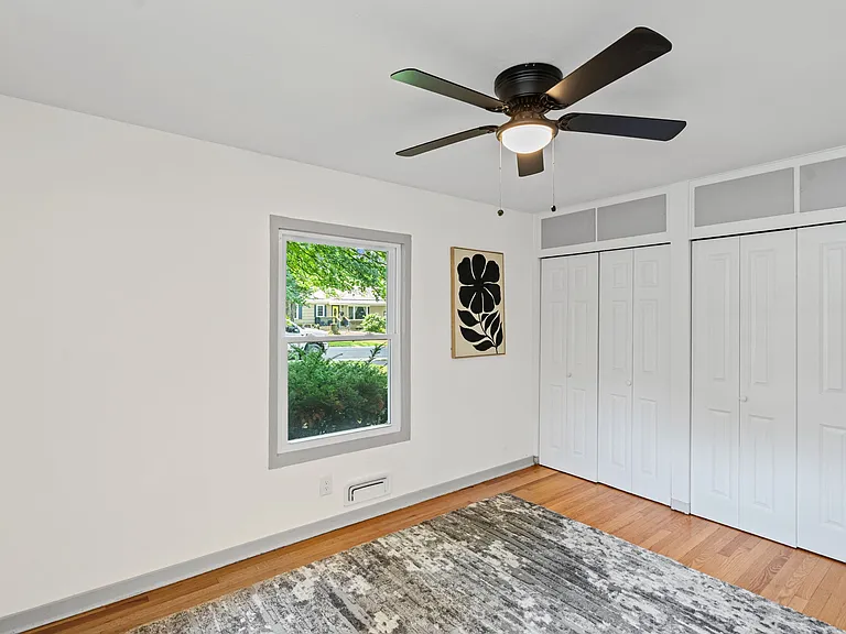 7809 Rosewood Dr — Photo 24