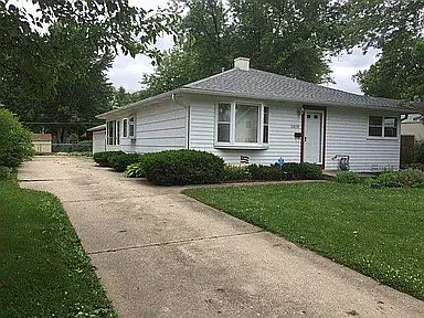 2600 George St Photo 1