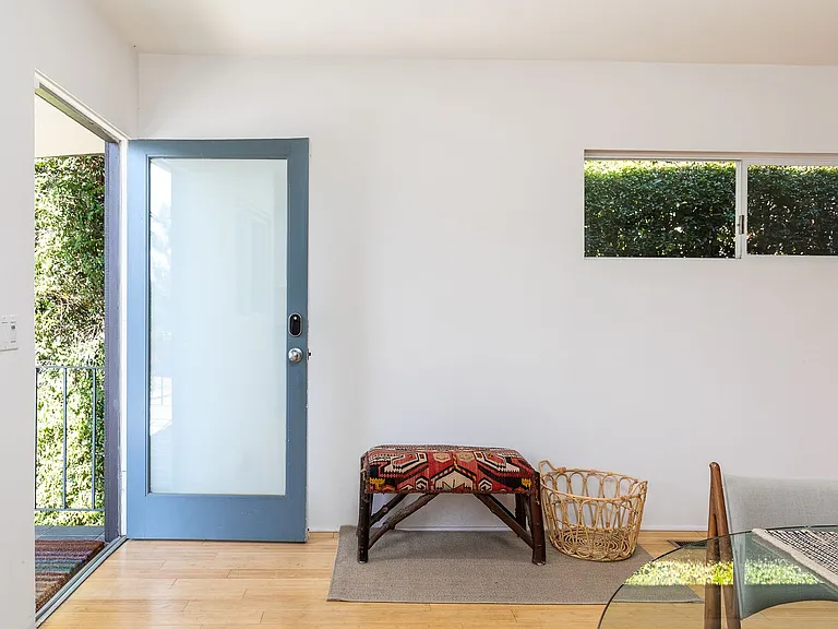 1710 Redcliff St — Photo 2