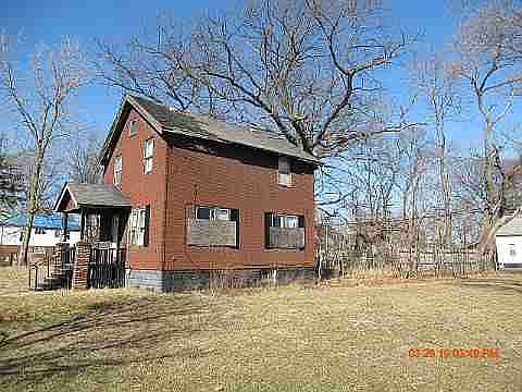 16508 Log Cabin