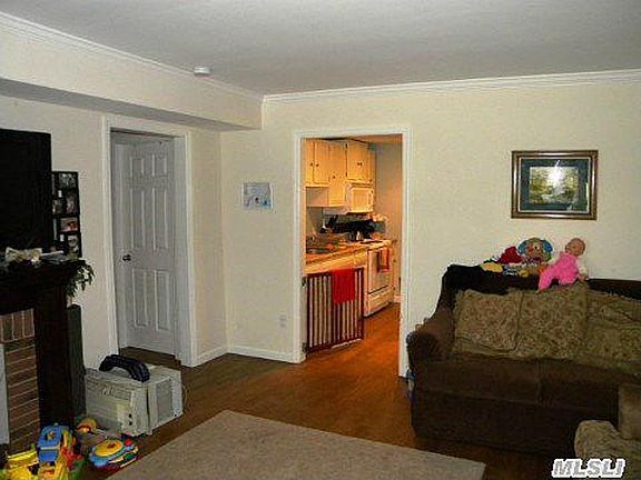 5th image of 400 Auborn Ave