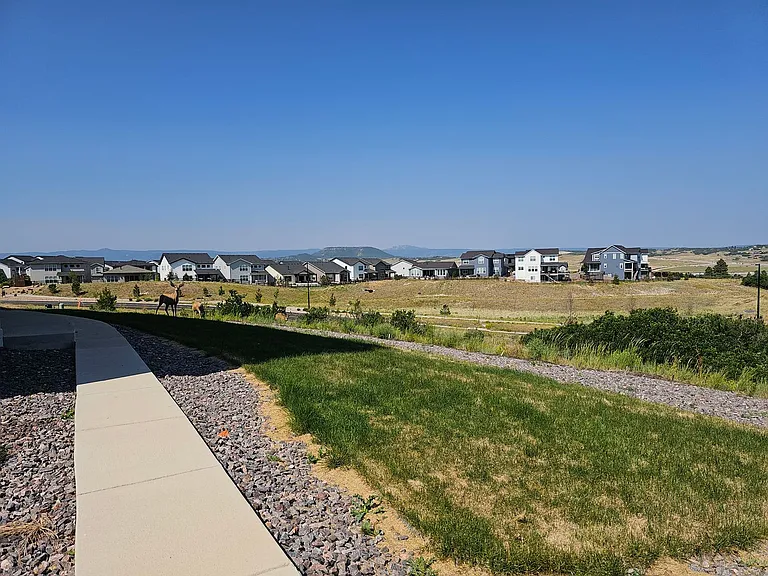 255 Rogers Ct — Photo 32