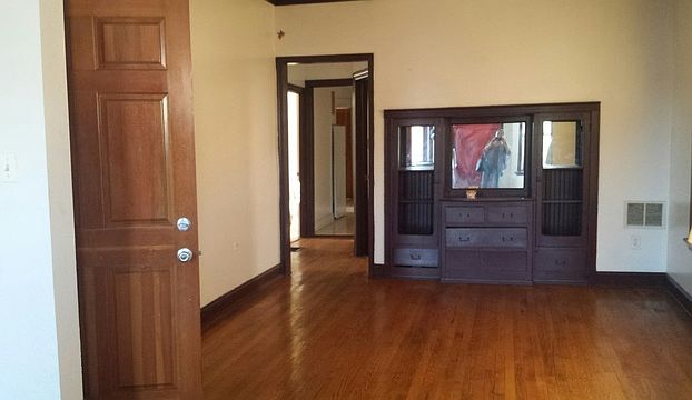 2nd image of 3328 W Lexington St