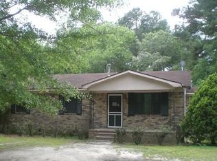 957 W Raysor St, Saint George, SC 29477