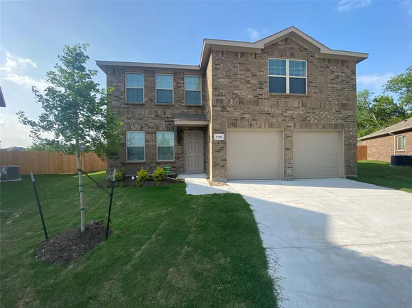2700 Andesite Ln, Fort Worth, TX 76108