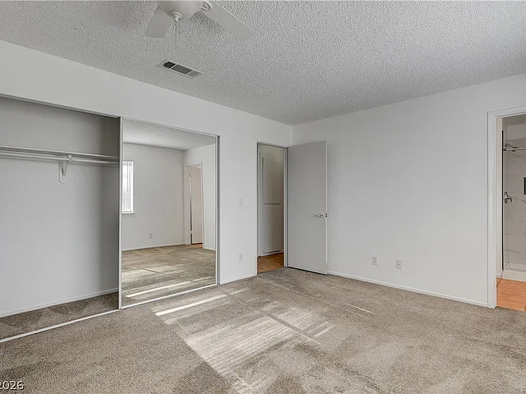 707 Honeybee Ct — Photo 26