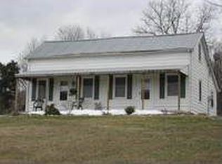 9087 W State Route 250, Deputy, IN 47230