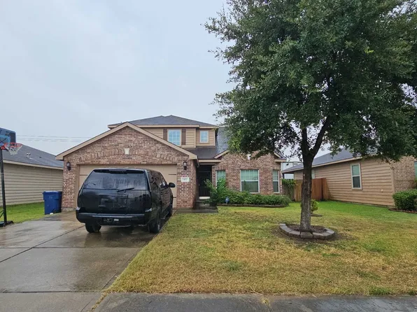 1502 Rose Meadow Blvd, Baytown, TX 77521